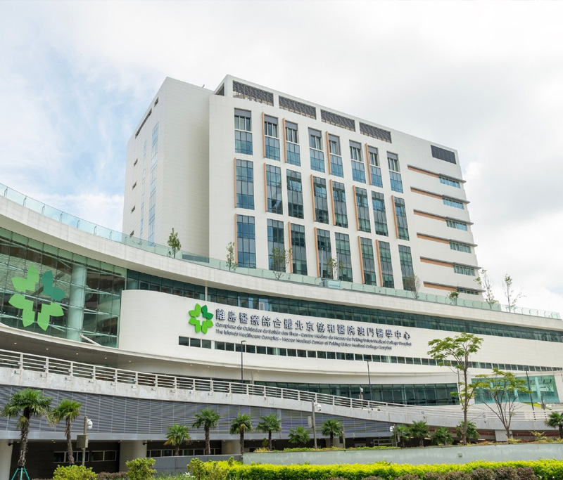 Walking route from hotel to hospital